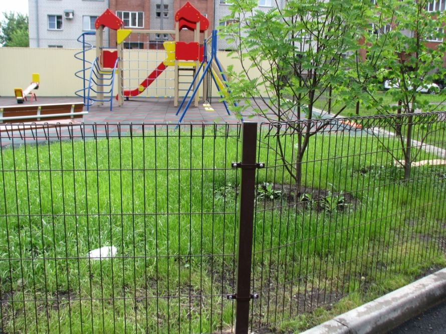 Ограждение детской площадки по ул. Малахова